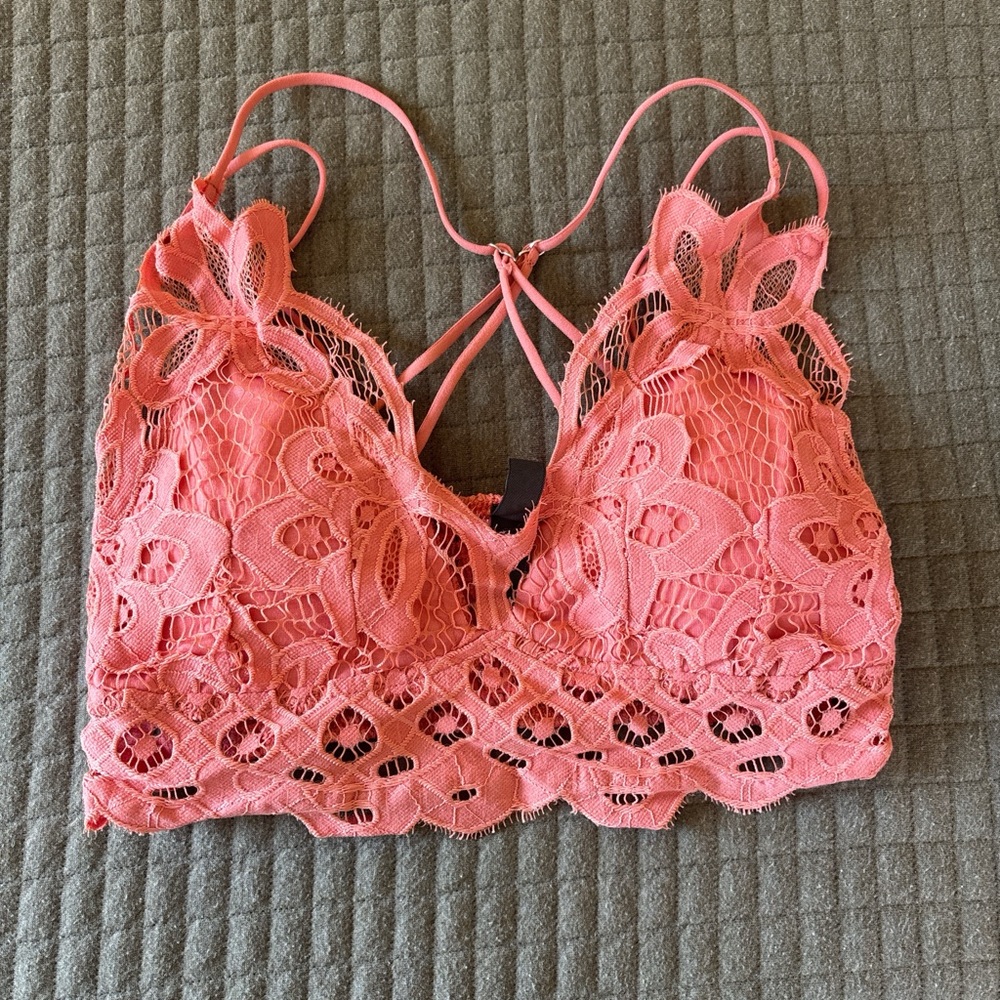Alya Coral Lace Bralette